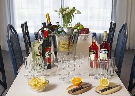 La Barca Blu Muralto