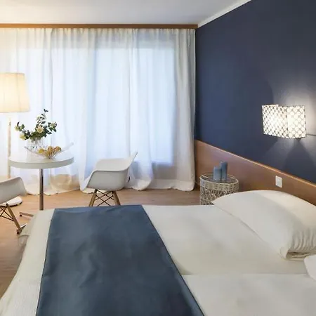 La Barca Blu 3* Muralto